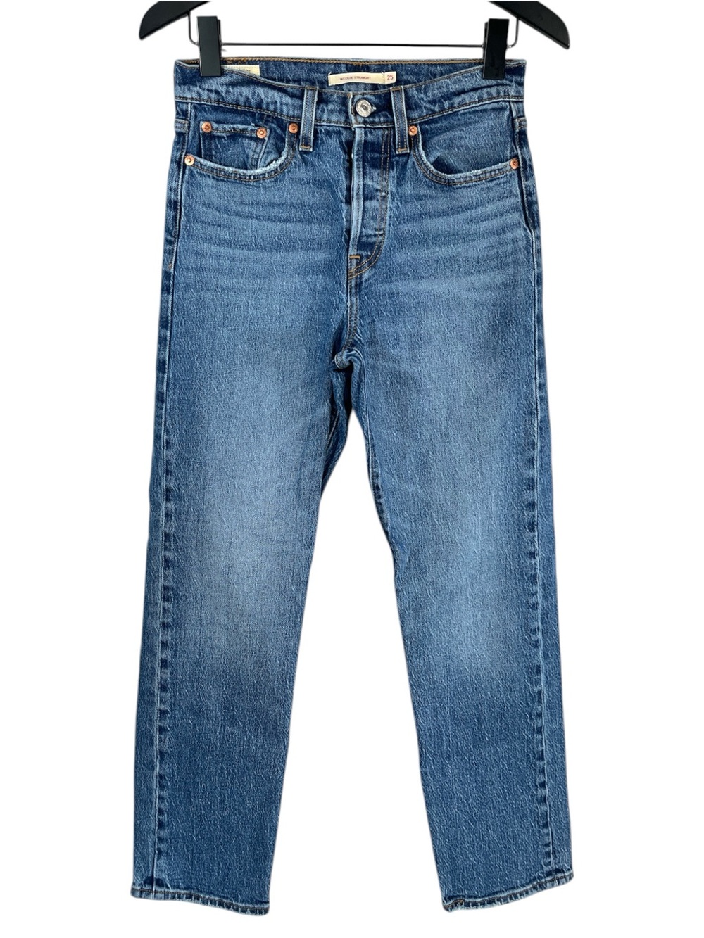 Levi’s Wedgie Straight Ankle Jean 
Women’s size 25 x 28 in Medium Wash - Picture 2 of 7